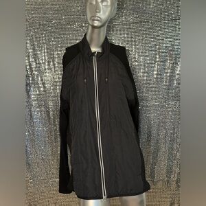 Gently worn Fennec Highly Evolved Quilted/Ribbed Golf Jacket